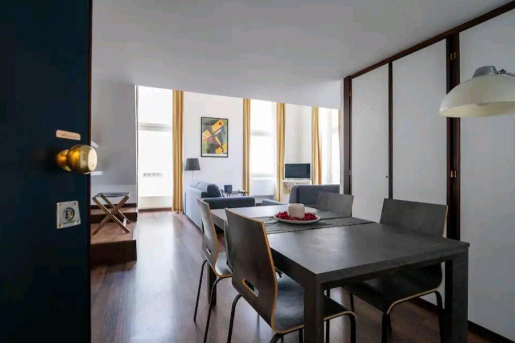 Loft Luxury - Piazza Castello Porta Susa Торино Екстериор снимка